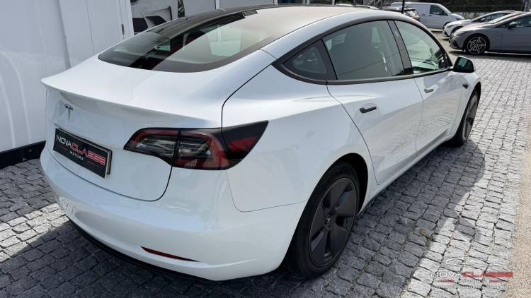 Tesla Model 3 Standard Range