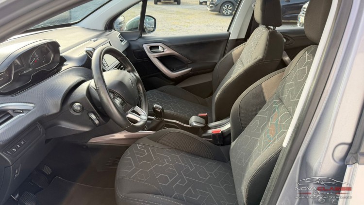 Peugeot 2008 1.2i Active