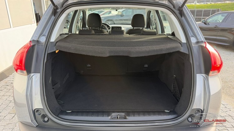 Peugeot 2008 1.2i Active