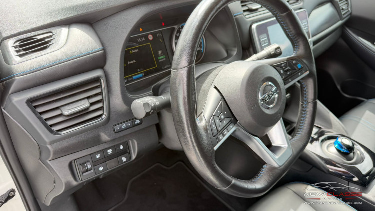 Nissan Leaf 62 kWh Business