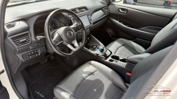 Nissan Leaf 62 kWh Business