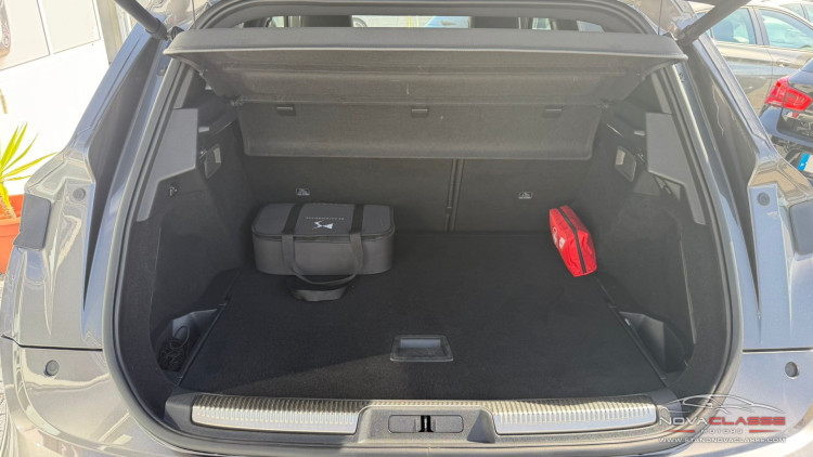 DS DS7 Crossback OPERA