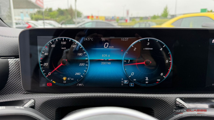 Mercedes-Benz Classe CLA 200 Shooting Brake Progressive Aut.