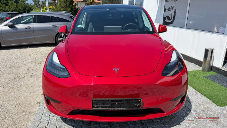 Tesla Model Y RWD
