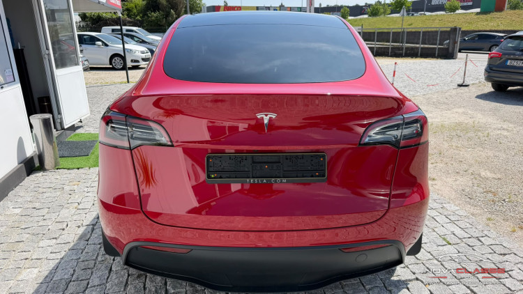 Tesla Model Y RWD