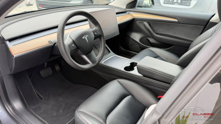 Tesla Model 3 Standard Range Plus