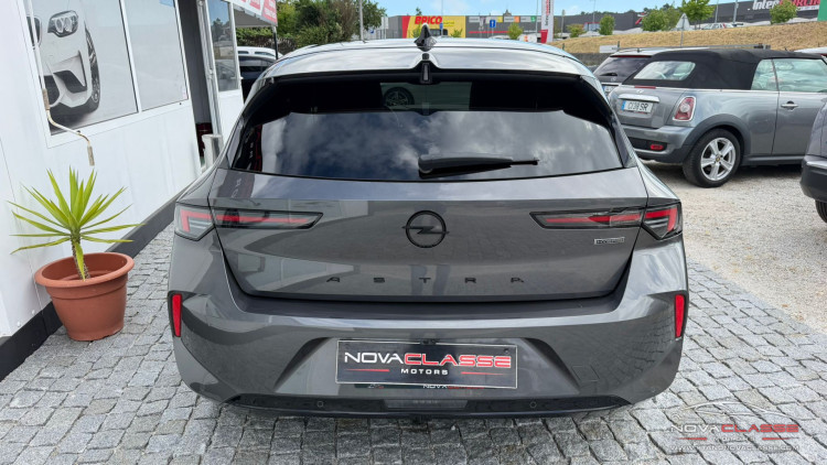 Opel Astra 1.6 T Hybrid Plug-In GS
