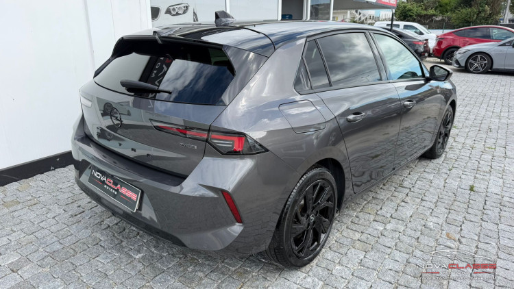 Opel Astra 1.6 T Hybrid Plug-In GS