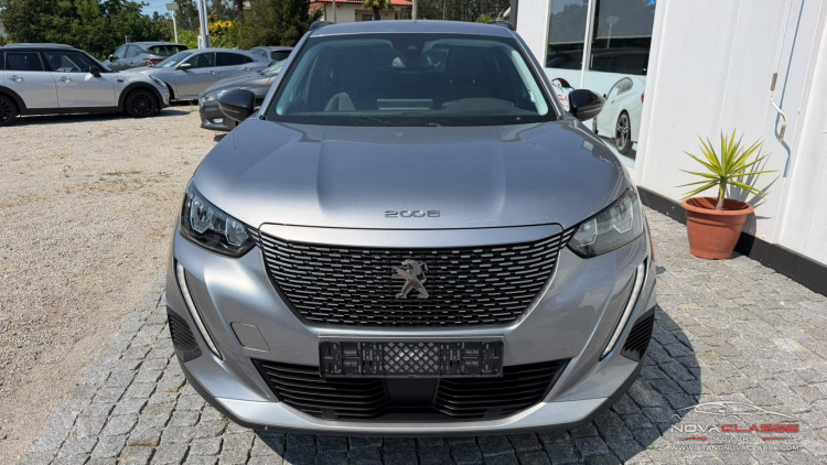 Peugeot e-2008 EV Allure Pack 50 kWh