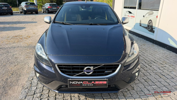 Volvo V40 D2 R Design