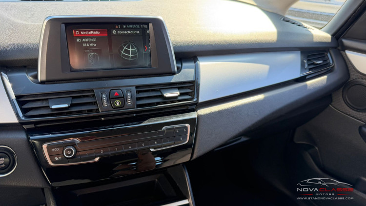 BMW S&eacute;rie 2 - 216 Active Tourer Advantage