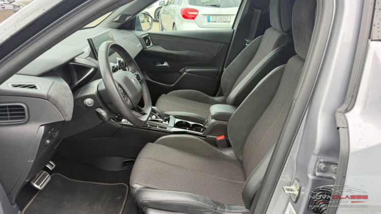 DS DS3 Crossback E-Tense Performance Line