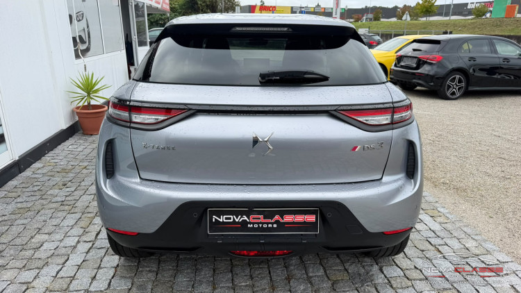 DS DS3 Crossback E-Tense Performance Line