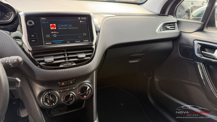 Peugeot 208 PureTech Style
