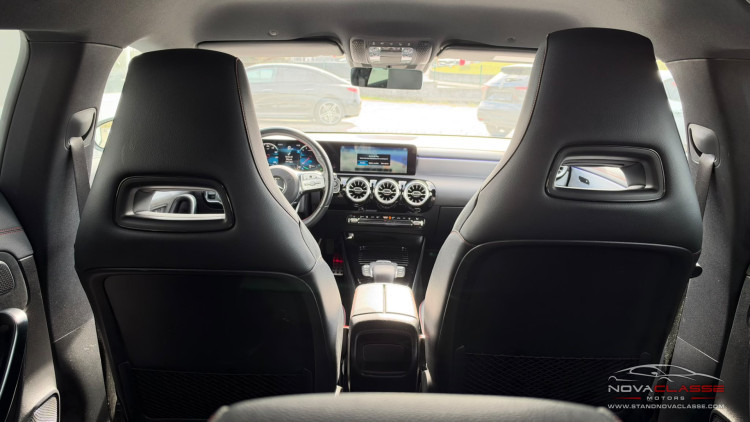 Mercedes-Benz Classe CLA 250 Shooting Brake AMG Line - H&iacute;brido